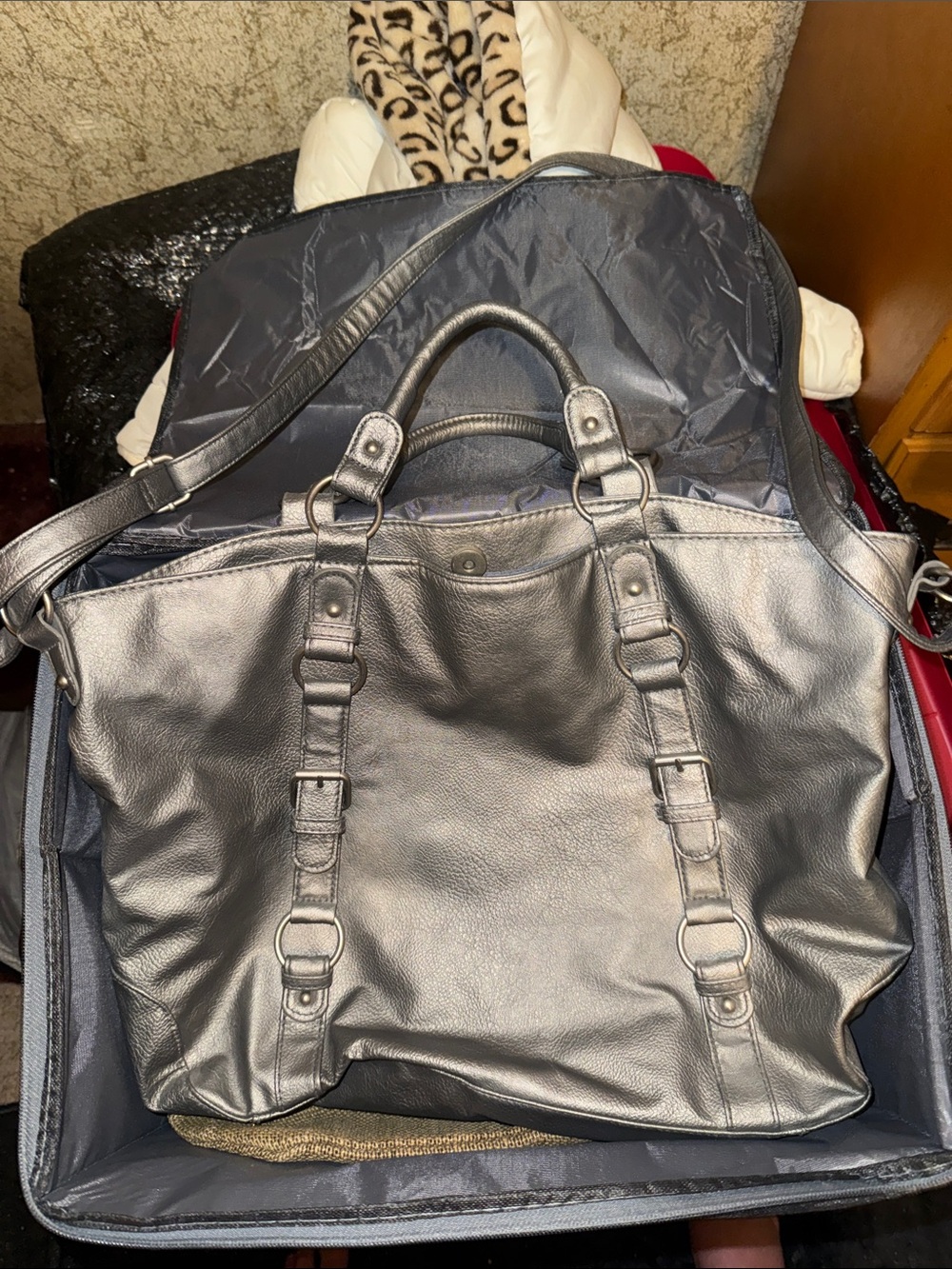 Maurice’s Large Silver Bag!! (Like new)